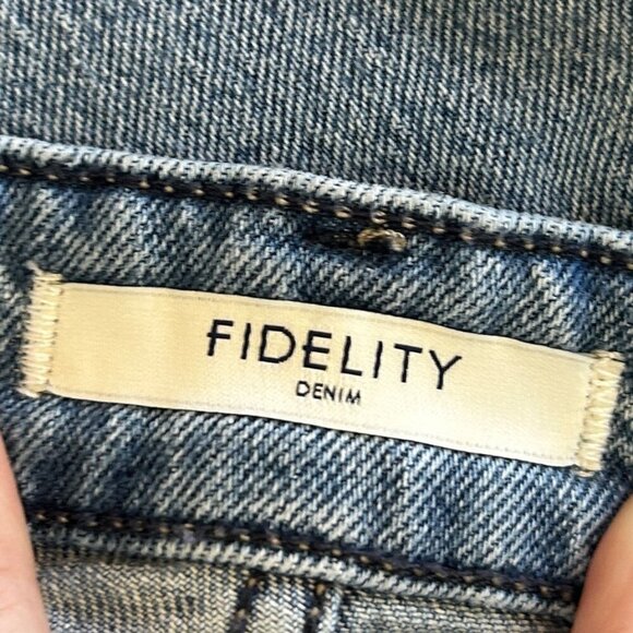 FIDELITY Jeans Breaker Boyfriend Jeans Blue Size 26 Button Fly $228 - Picture 6 of 8